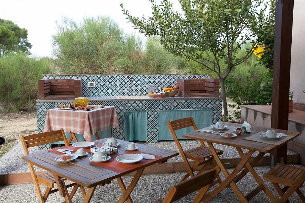 Farm stay Agriturismo Baglio Donna Santa Villa Dattilo